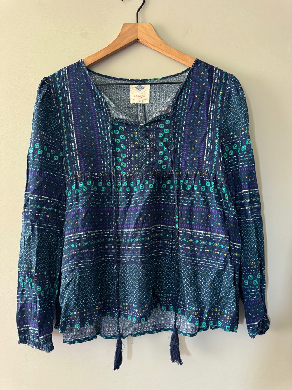 Sadie Robertson | Boho Geometric Peasant Blouse - Navy & Teal | M